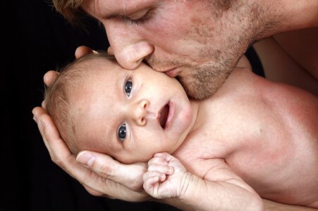 vater-mit-baby-fotoshooting-babyshooting-foto-luger vater-mit-baby-fotoshooting-babyshooting-foto-luger