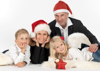 weihnachten-christmas-familie-elternkinder-foto-luger weihnachten-christmas-familie-elternkinder-foto-luger