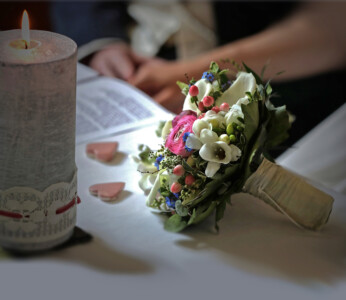 wonnemonat-maistraussbouquetfoto-luger-brautpaar-hochzeit wonnemonat-maistraussbouquetfoto-luger-brautpaar-hochzeit